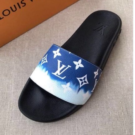 sandal lv mirror SENDAL PRIA SELOP COWOK SLIDE FLAT