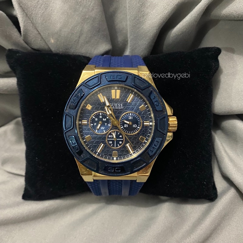Preloved Jam Tangan Guess Pria Analog Blue Silicone - W0674G2
