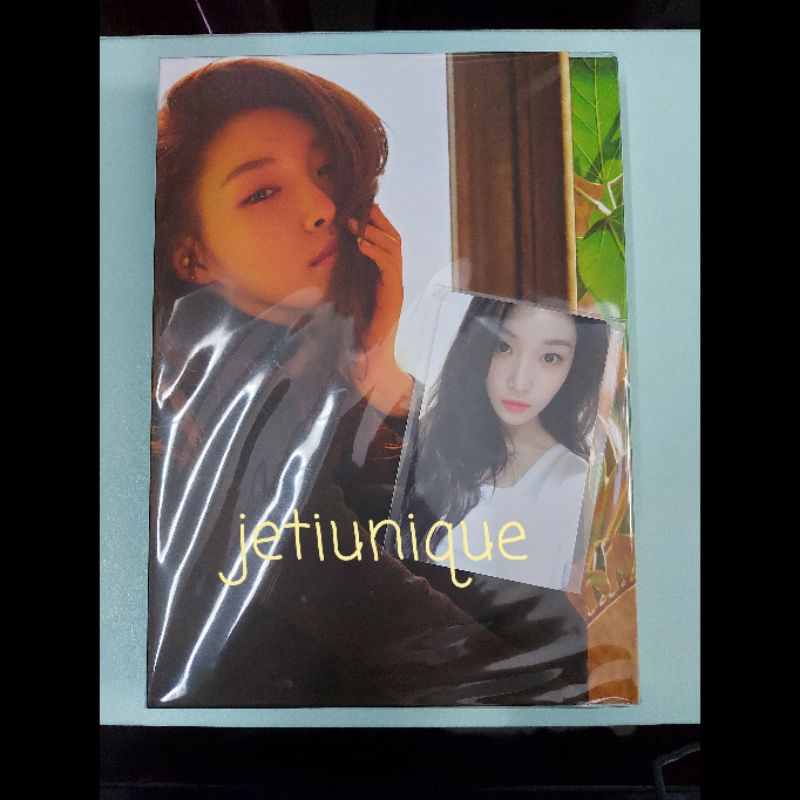 [READ DESC] UNSEALED Chungha 2nd Mini Album 'OFF SET' Off Ver.