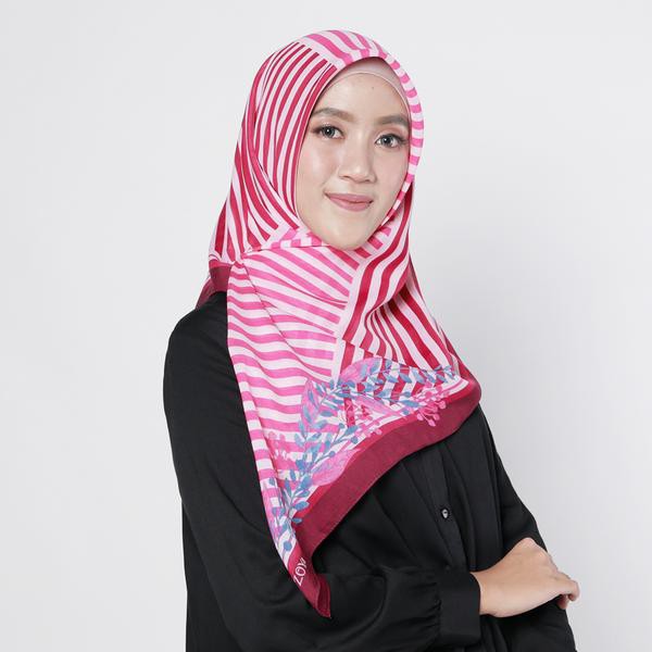 KERUDUNG MOTIF/KERUDUNG SEGI4/ZOYA