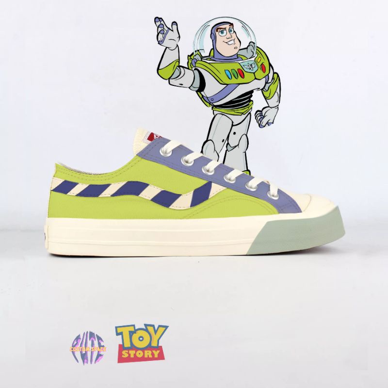 VENTELA CUSTOM TOY STORY  | BUZZ