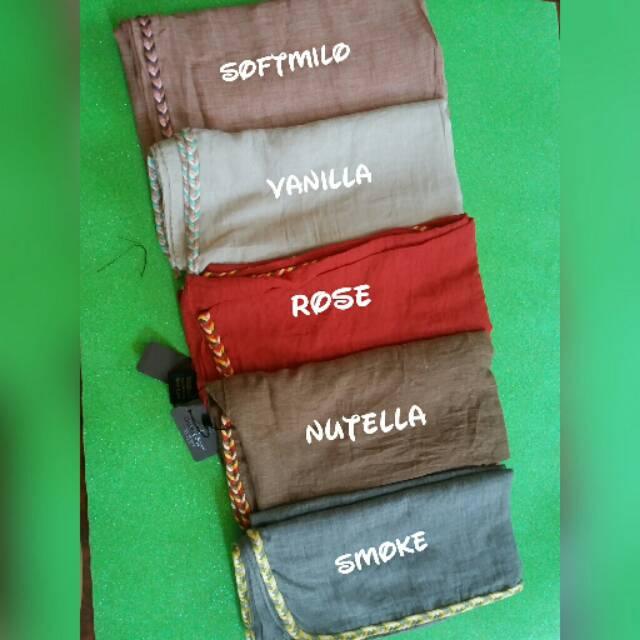 Segiempat Renda Kepang