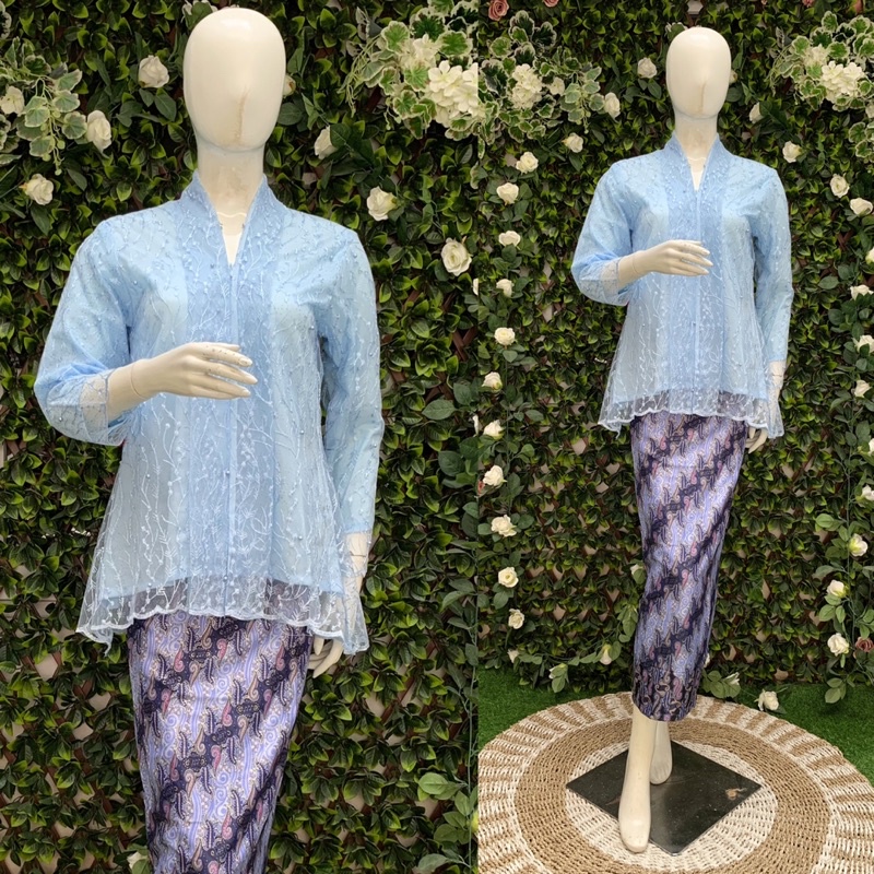 kebaya/kebayaremaja/kebayawisuda/kebayaterbaru/kebayabusui