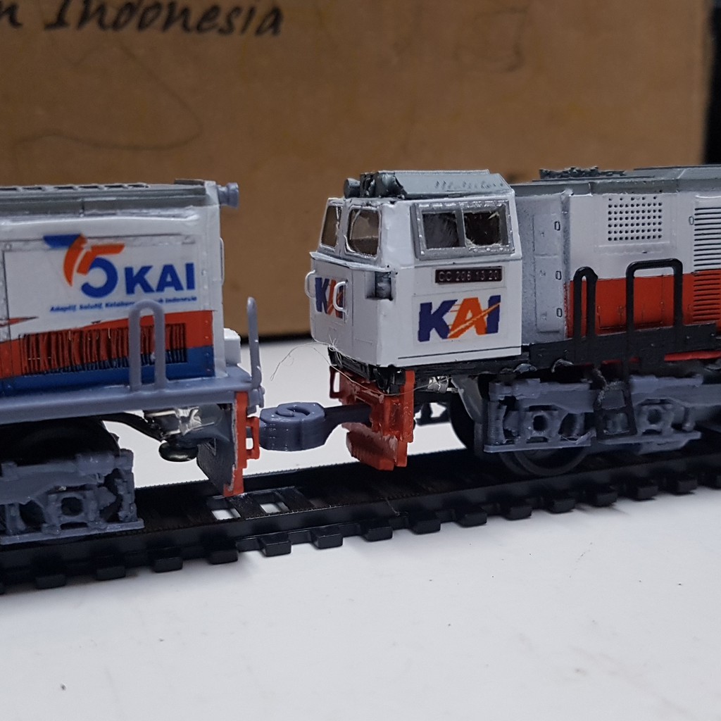Miniatur CC206 CC201 skala HO 1/87 mesin railking motor by mang irin