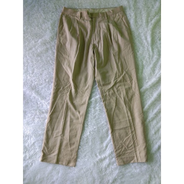 celana panjang uniqlo bekas