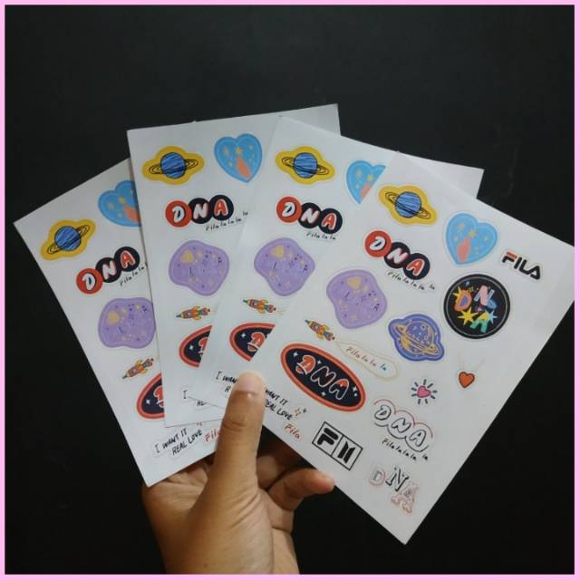 《UNOFFICIAL》 STICKER FILA x BTS