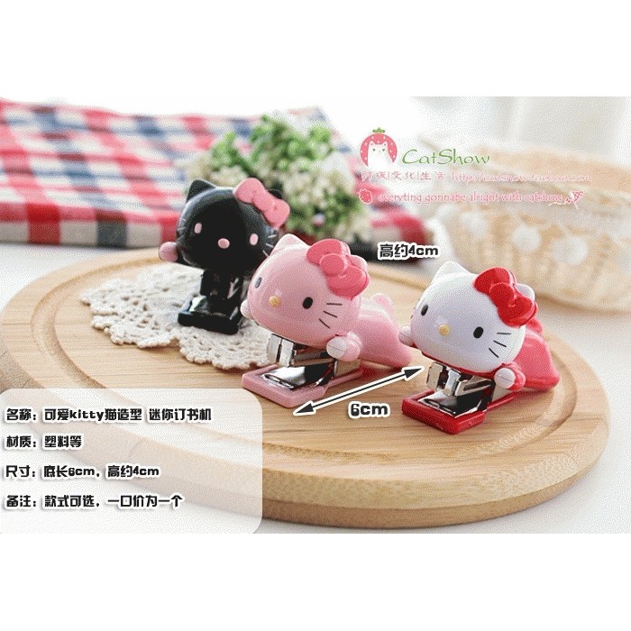 

Hello Kitty Staples