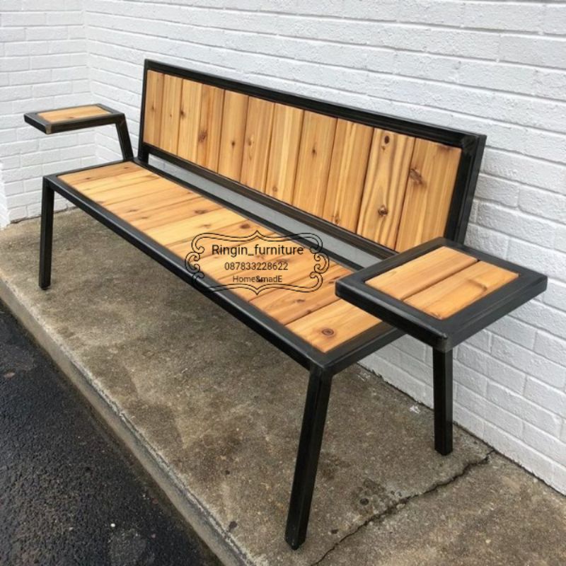 kursi taman outdoor minimalis kayu kombinasi dengan besi aesthetic Scandinavian modern