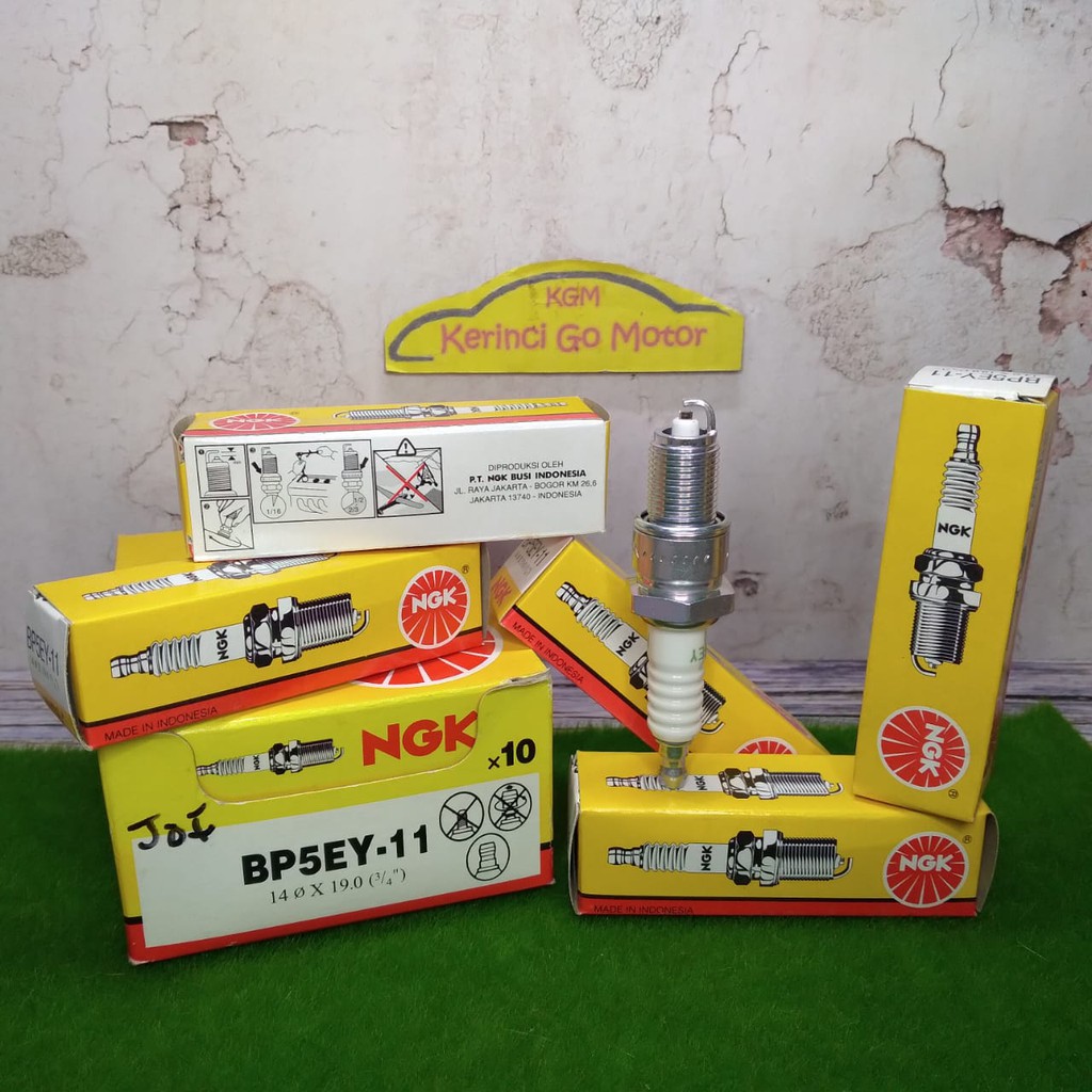 BUSI NGK BP5EY-11 SPARK PLUG - BUSI BP5EY-11 NGK