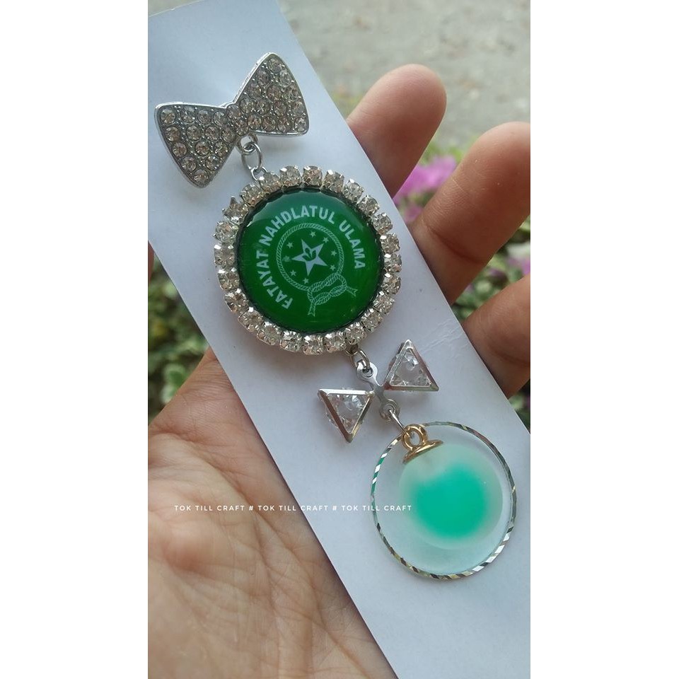 Bros dagu juntai pin logo FATAYAT MUSLIMAT silver