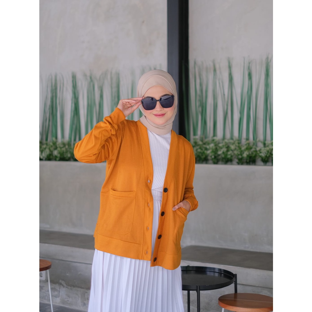 TokoMilkan - Cardigan PREMIUM MADEIRA CARDY | Basic Outer Cardigan Atasan Wanita