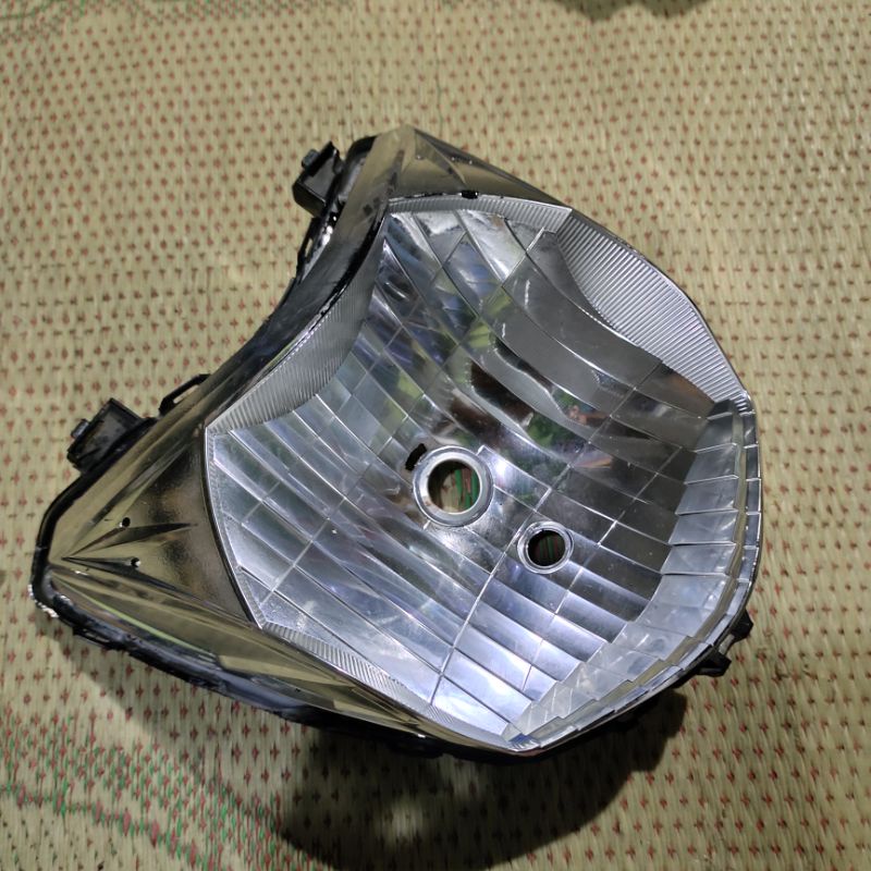 reflektor lampu depan Honda new Megapro mono shock original