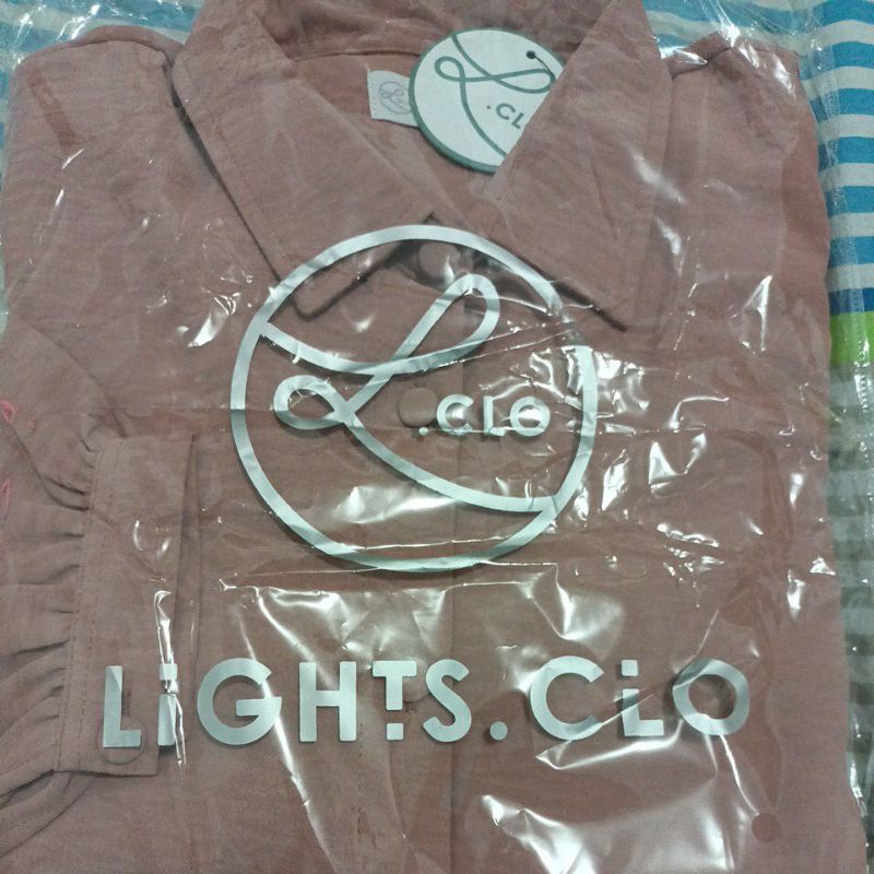 Selena blouse lights.clo