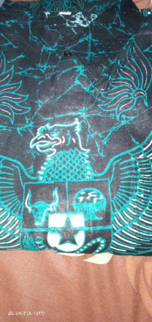 Kemeja Batik Pancasila / Batik Garuda / Katun Halus / Demokrasi / Negeri. / Indonesia / Hrb026 Katun