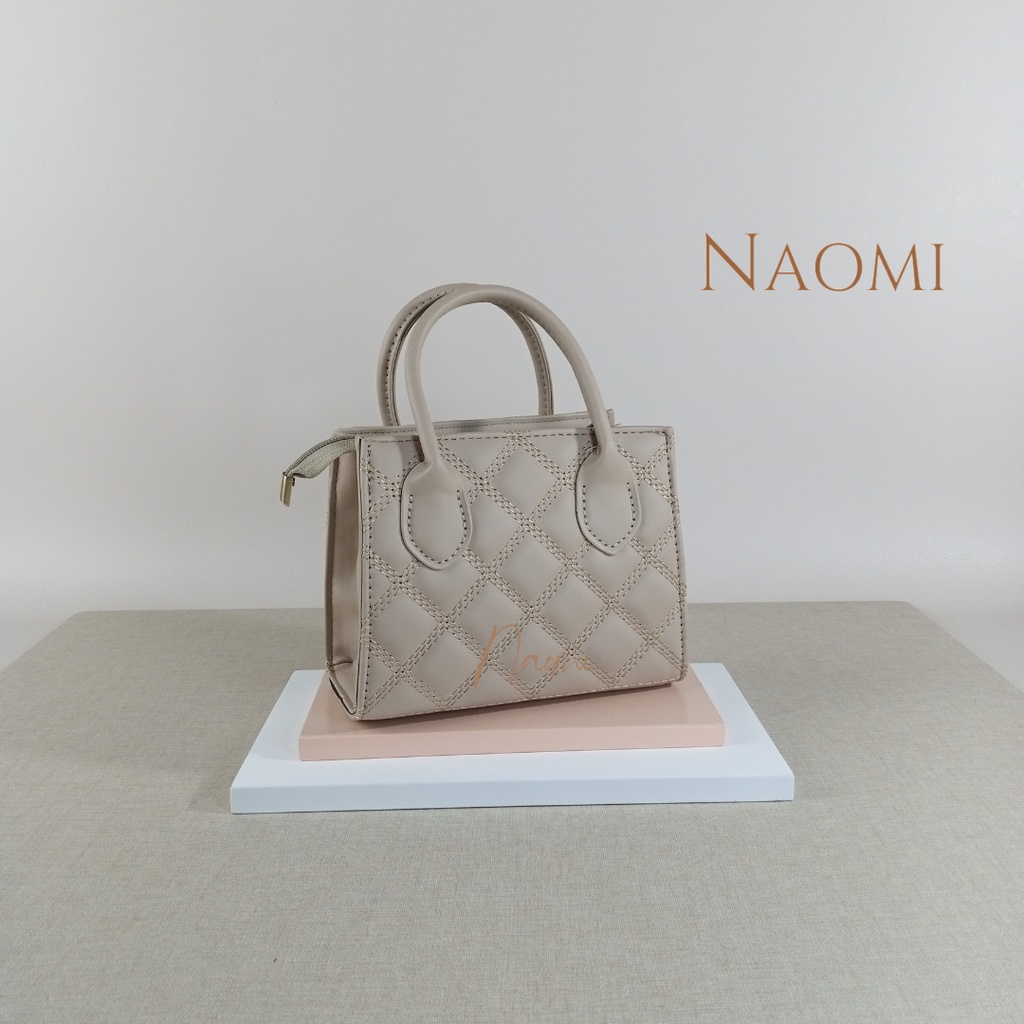 NAOMI - Martha Adelia Sling Bag Import - Tas Fashion Wanita - Tas Kulit Wanita - Tas Fashion Selempang - Tali Panjang - Long Strap Cantik - Square Handbag - Sling Bag Wanita - Tas Wanita - Tas Naomi - Naomi Bag