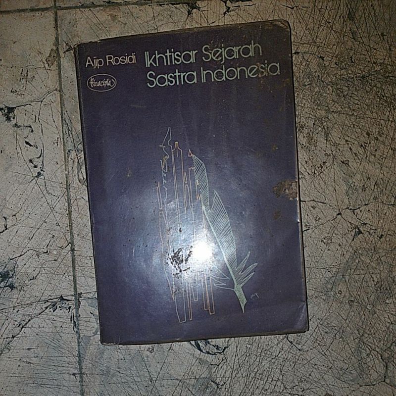 buku ikhtisar sejarah sastra indonesia