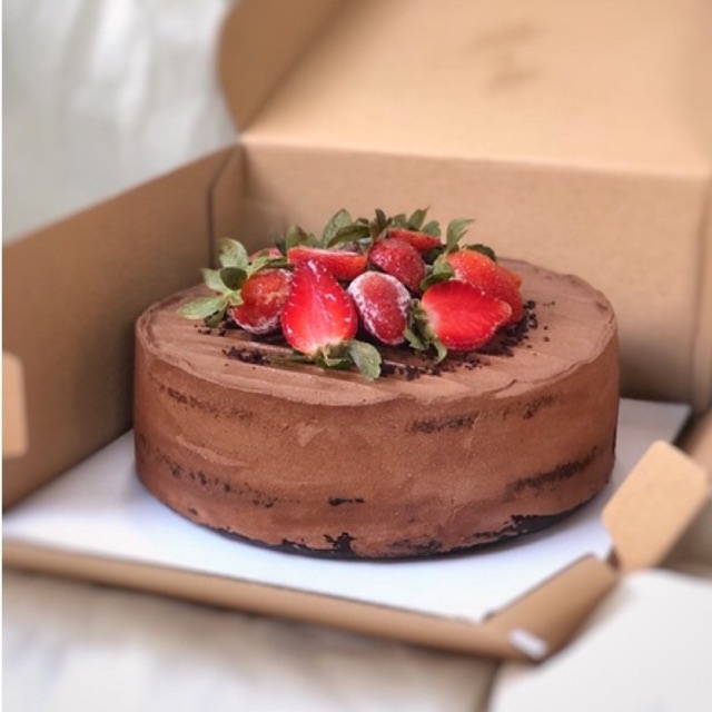 

Plant Based Gluten-Free Chocolate Cake 18cm (Round Cake)