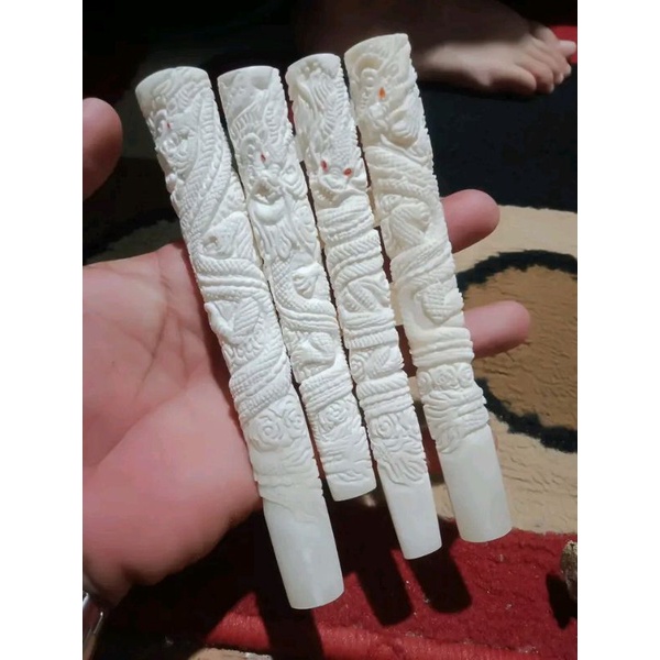 once ukir naga-bunga