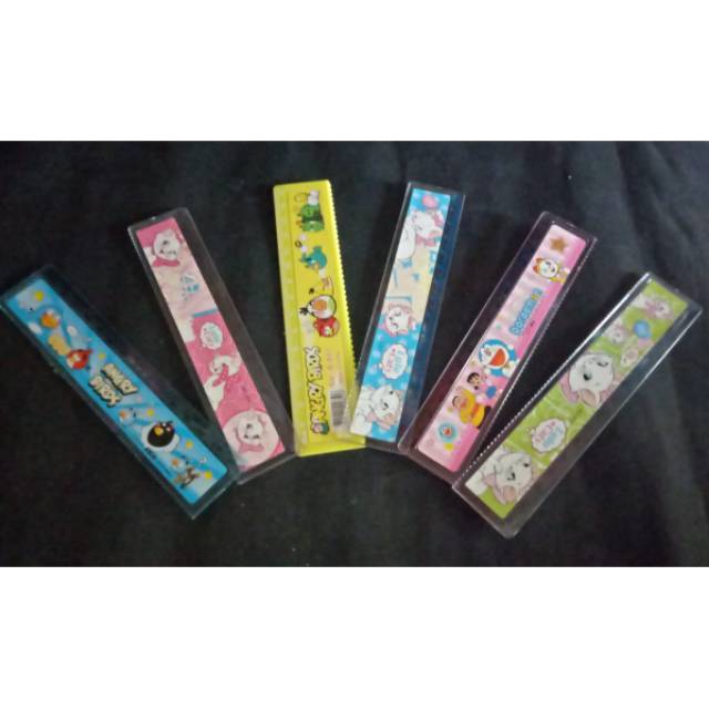 

Penggaris Plastik Motif Lentur