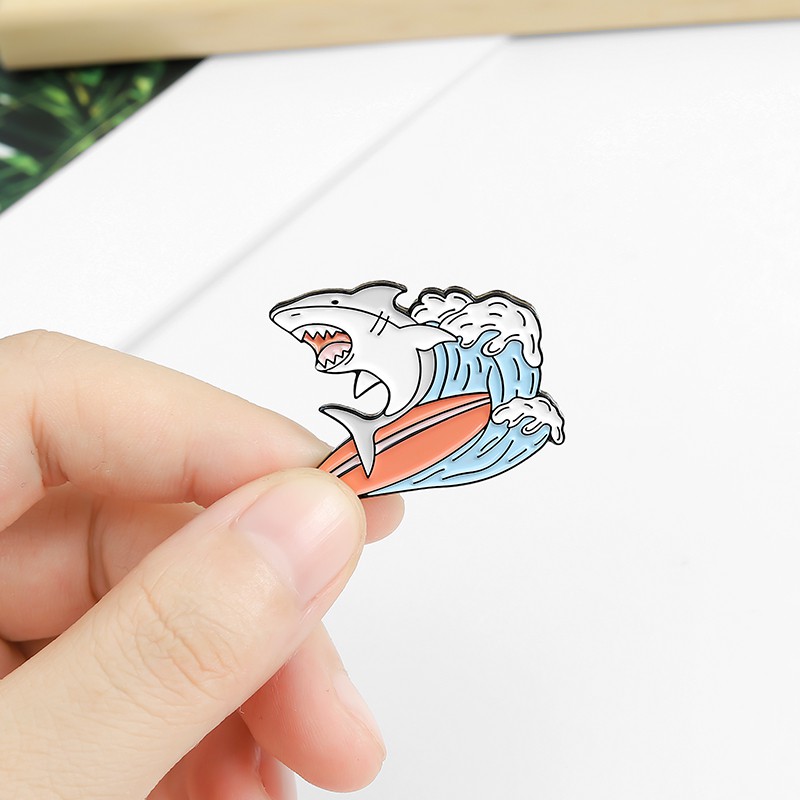 Bros Pin Enamel Desain Kartun Hiu Aminal Untuk Hadiah Teman