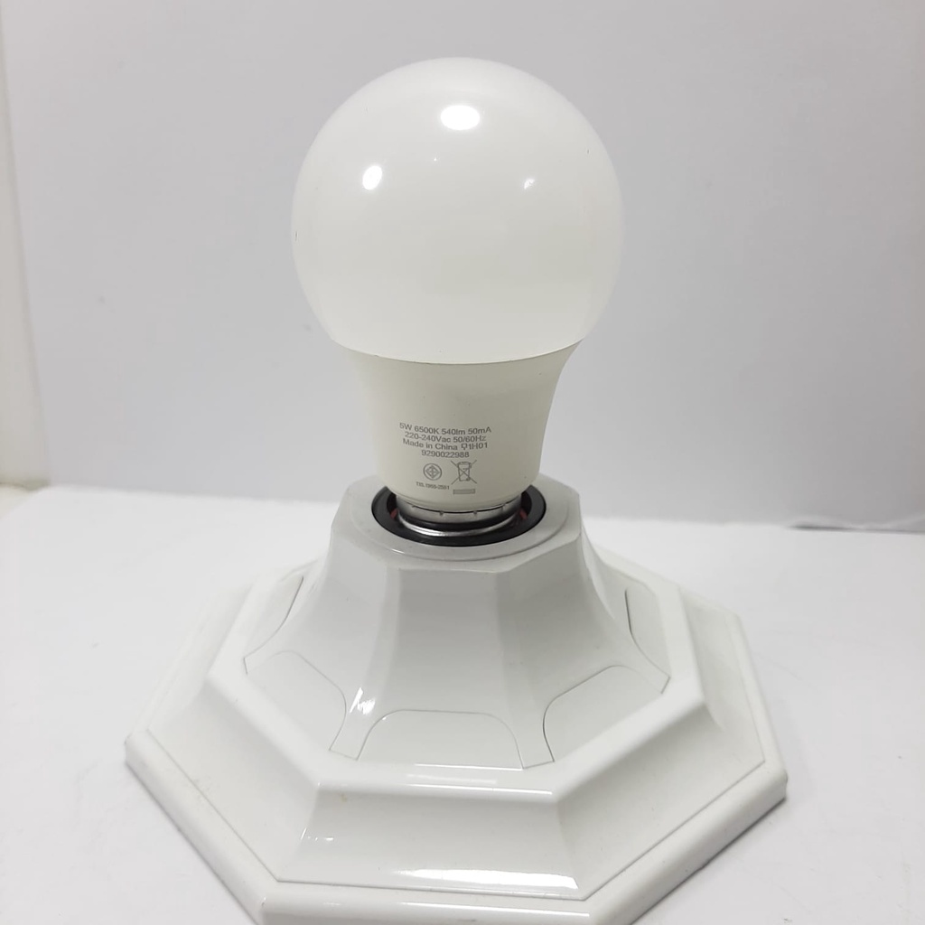 Lampu LED Philips MyCare LEDBulb 6W E27 6500K 230V Putih