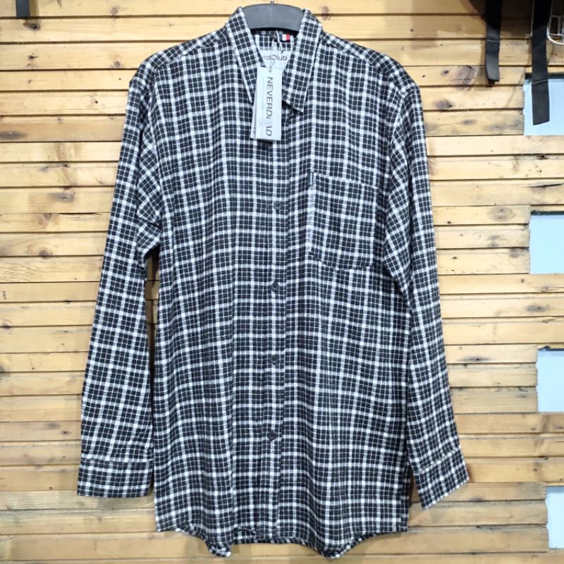 Kemeja lengan panjang flanel kotak-kotak pria merk Neverdead