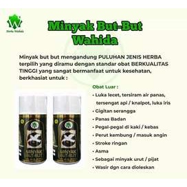 Minyak ButBut Minyak But-but Original Oil Herba Wahida 60 ml | Patah Tulang/Pegal-Pegal MInyak Urut Meredakan Nyeri  Digunakan secara tradisional sebagai minyak urut untuk membantu meredakan rasa nyeri pada persendian dan sakit otot pinggang