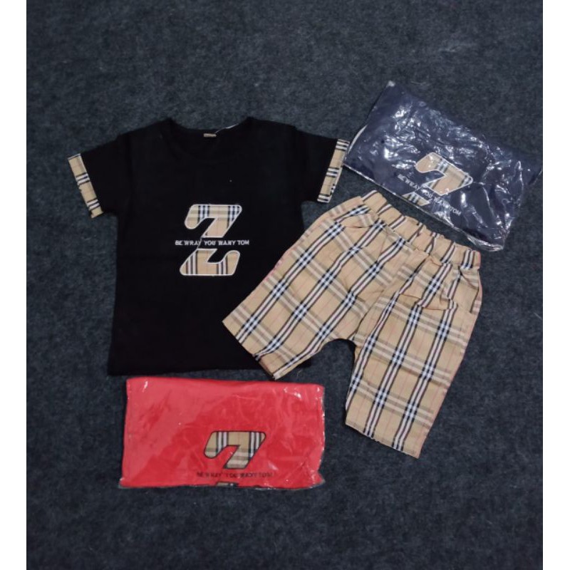 SET CELANA BURBERRY COWO ANAK