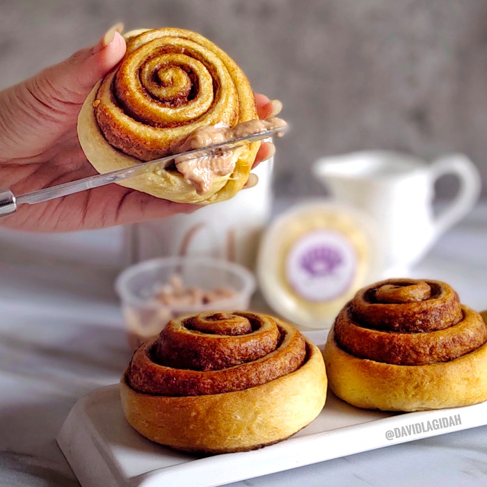 

Roxx.ea - .ea - .ea - Premium Cinnamon Roll Ala @Imel.Kitchen Termasuk 2 Topping - Cinnamon Roll