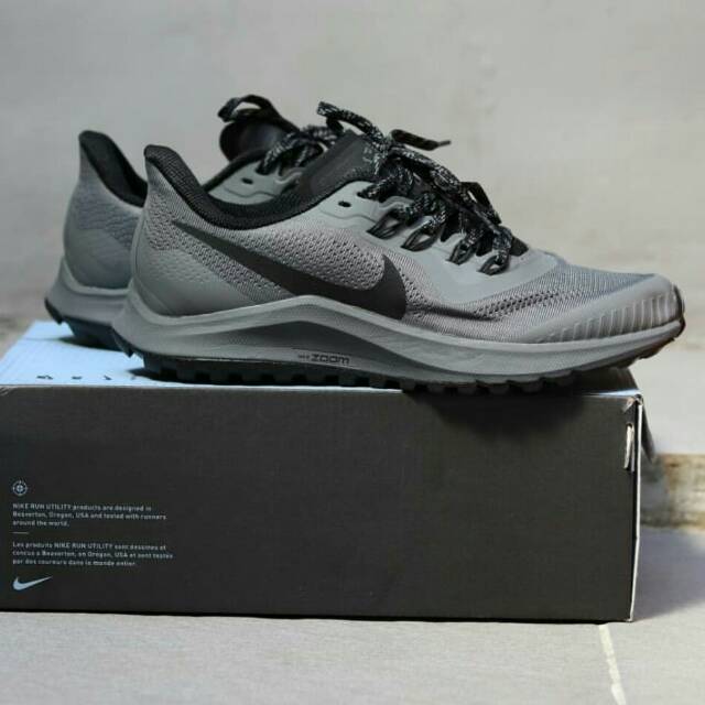 Sepatu Nike zoom pegasus 36 trail dark grey size 41