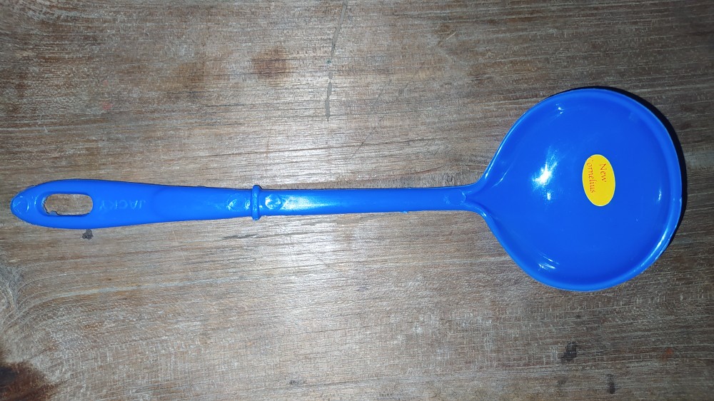 Irus Sayur Plastik / Sendok Sayur Plastik Sedang