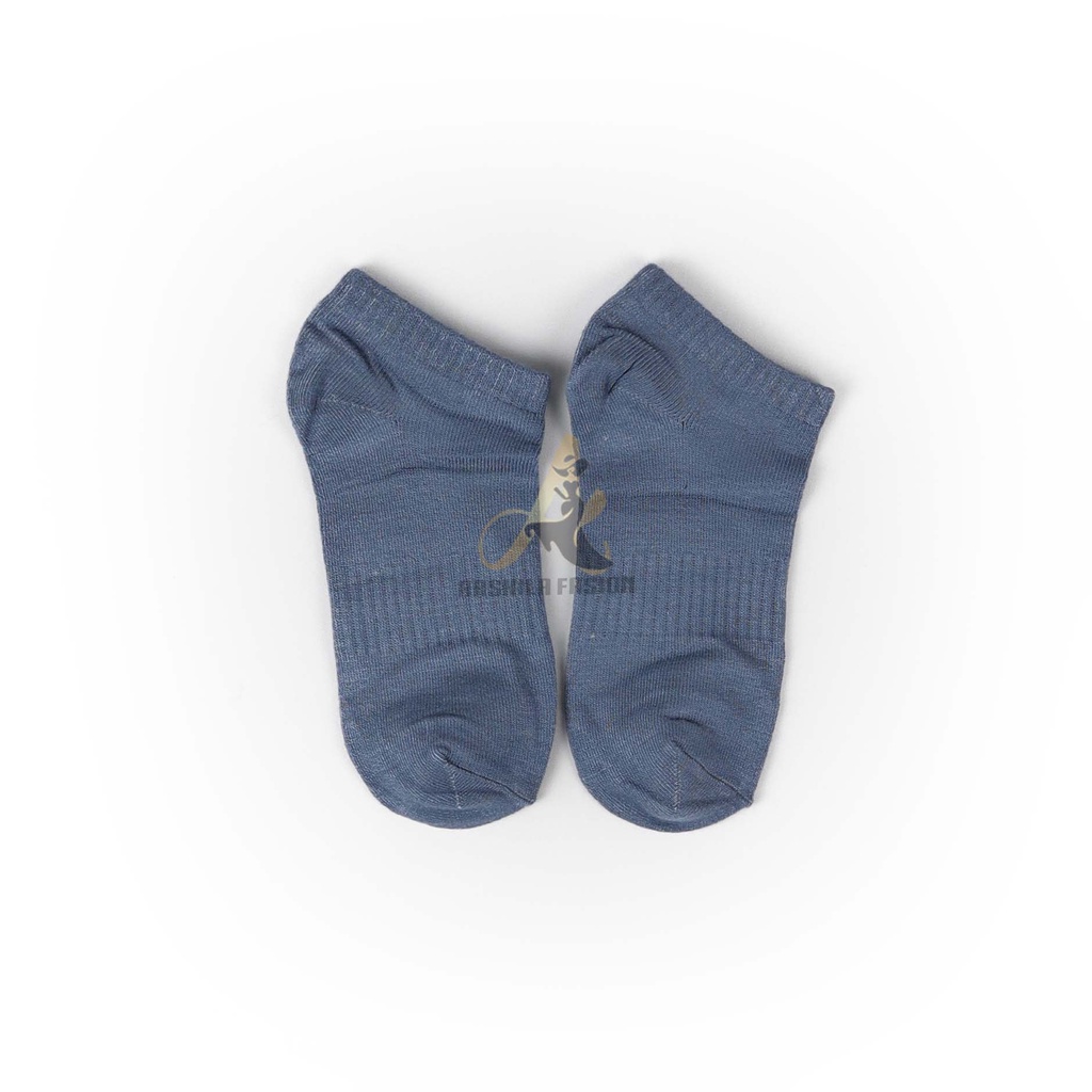 Kaos kaki semata kaki Anak Tanggung Sampai Remaja Polos
