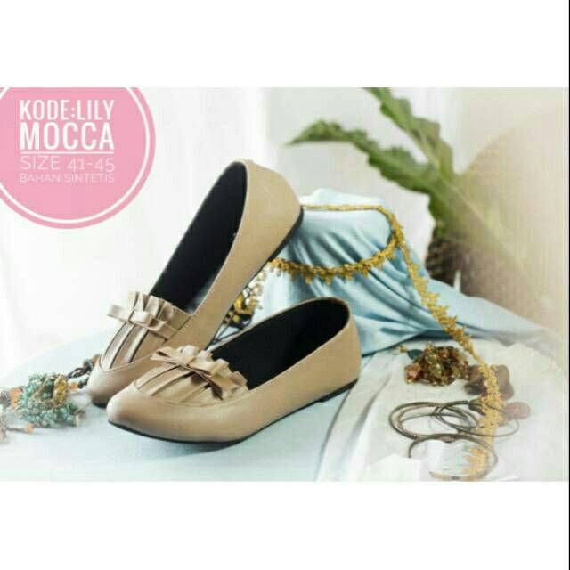 SEPATU WANITA JUMBO BIG SIZE KODE : LILY MOCCA (41-45)