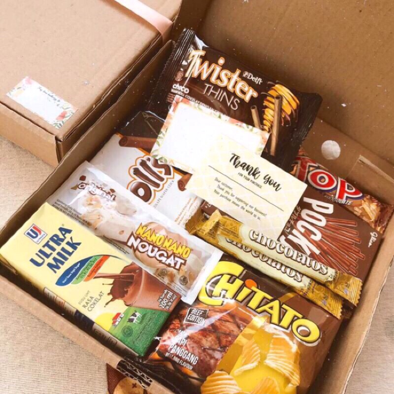 

SNACK BOX GIFT CHOCO EDITION LARGE| HAMPERS/ KADO HADIAH BIRTHDAY/ ANNIVERSARY/ GRADUATION/ SIDANG