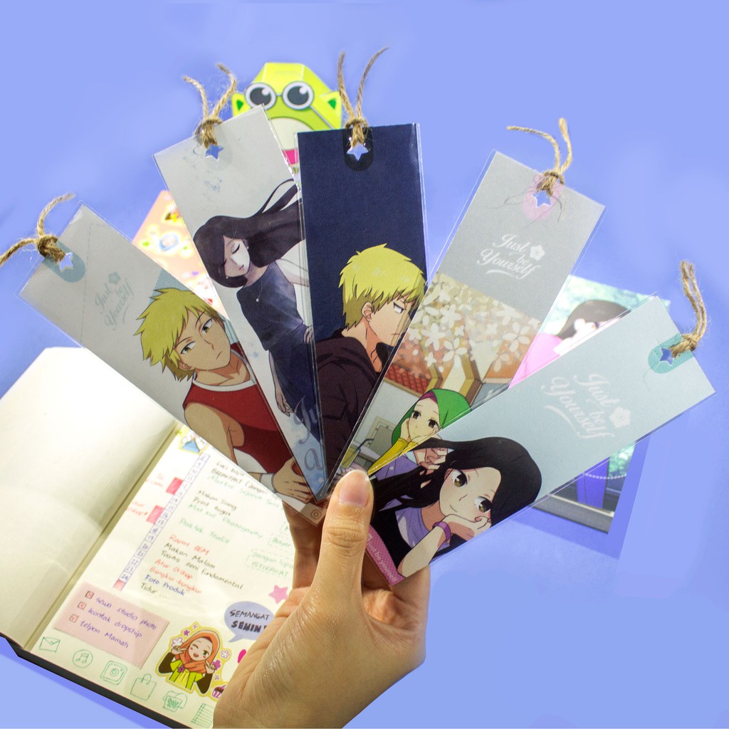 

Bookmark Pembatas Buku karakter Just Be Yourself cantik print