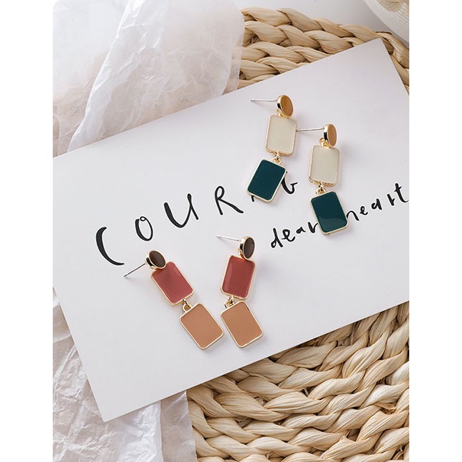 LRC Anting Tusuk Fashion A Powder + Dripping Oval Earrings D66118