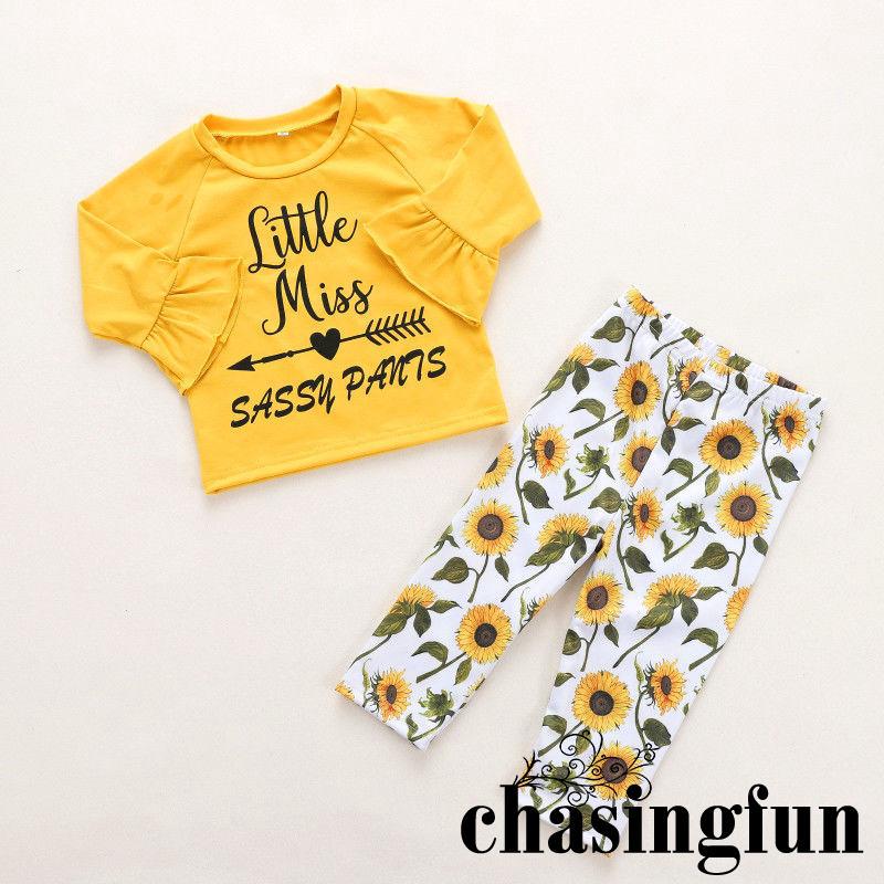Setelan Sweater Kaos Lengan Flare Celana Panjang Motif Setelan Sweater Kaos Lengan Flare Celana Panjang Motif