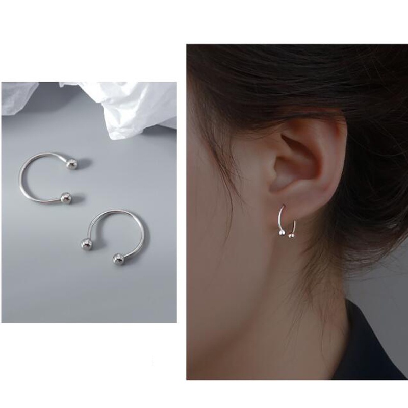 Roselife 1 Pasang Anting Tusuk Bentuk Setengah Lingkaran Bahan Stainless Steel Untuk Pria / Wanita