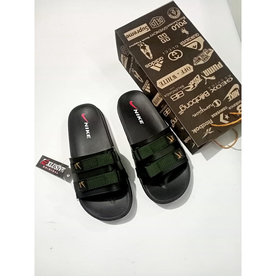 TERLARIS SANDAL NIKE SWOOSH BENASSI FLIP FLOP ORIGINAL PRIA WANITA SANDAL NIKE TEEMURAH 4.7 10,4RB Penilaian 10RB+ Terjua