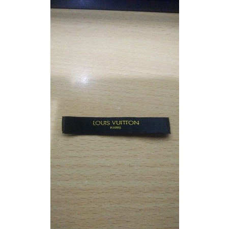 

label leher louis vuttion LV woven import