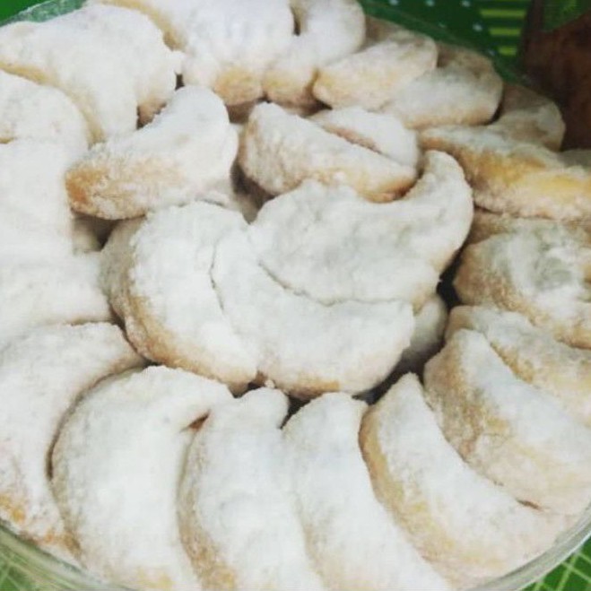 

kue putri salju kue kering manis kue lebaran kuker manis murah enak