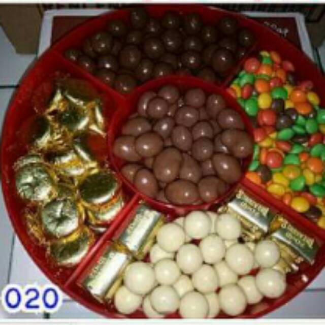 

Paket Parsel Coklat Delfi Murah Meriah