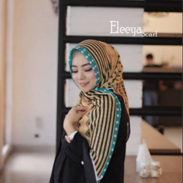 HIJAB SEGIEMPAT MOTIF ELY 77 II Eleeya Scarf