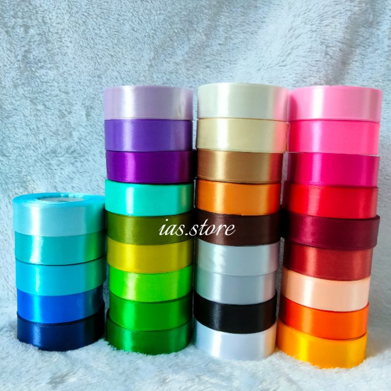 

Pita Satin 1 inch (2,5cm) Roll