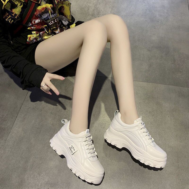 Panarybody Sneakers Wanita Outsole Tebal-1