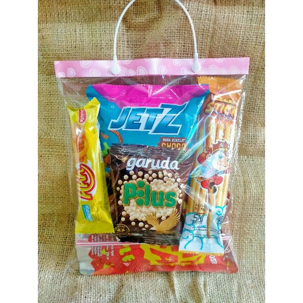 

Paket Snack Ulang tahun (bingkisan ulang tahun)