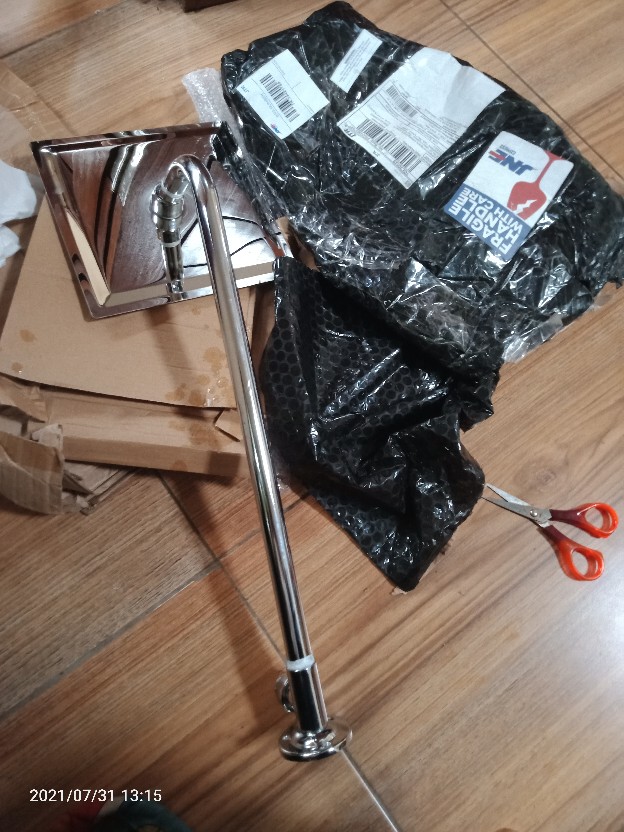 1 Set Wall Shower 8 Inc Tanpa Bobok Include Selang 2 Meter