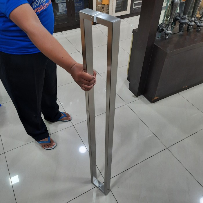 PALOMA PHP 370 N-CAPRI PULL HANDLE TARIKAN PINTU 120CM STAINLES SSS