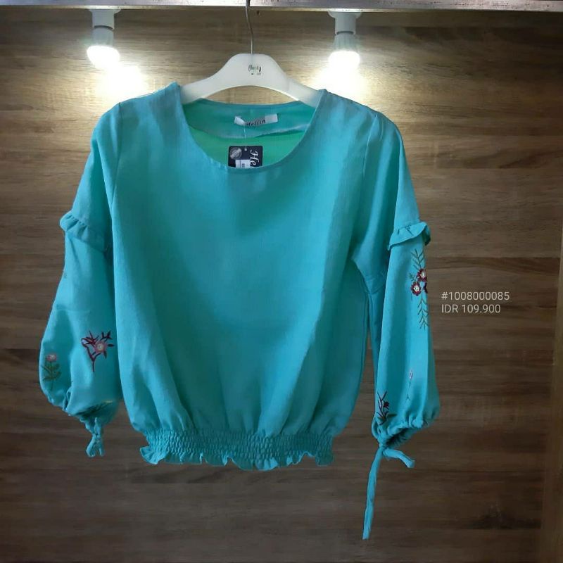 blus crop motif bunga