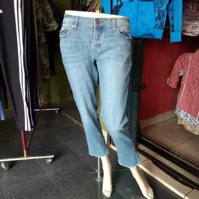 Celana Jeans Riped Loft